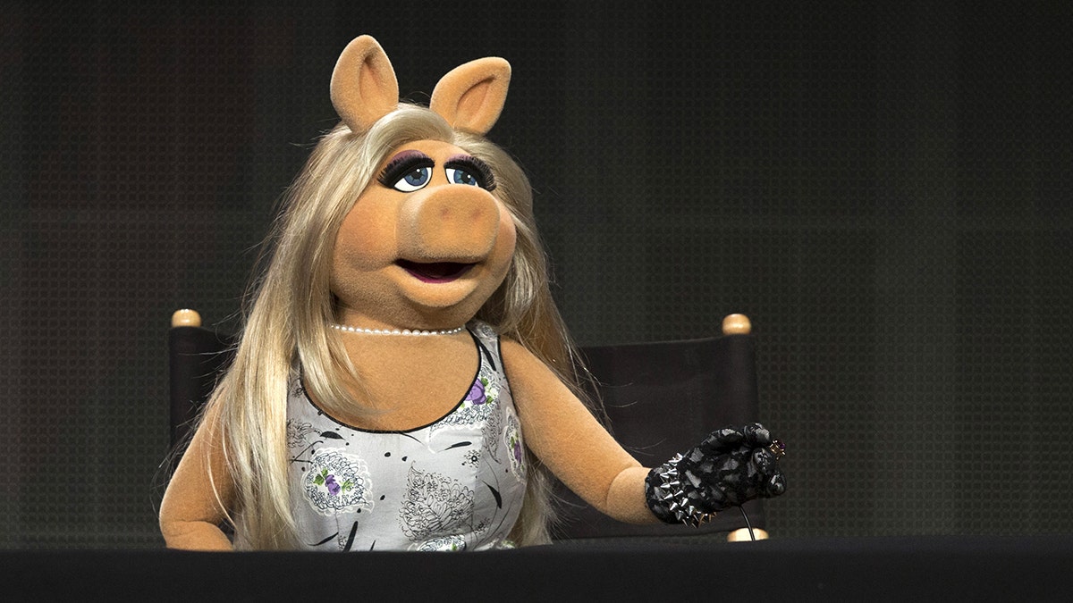 Muppets' documentary reveals Miss Piggy's origin and much more